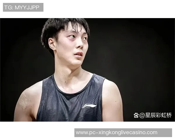 徐杰幽默回应搓澡防守称胡明轩肤色白皙是因为被我搓的